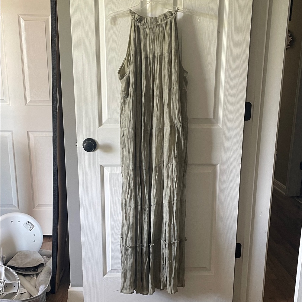 Listicle Sage Green Maxi Dress